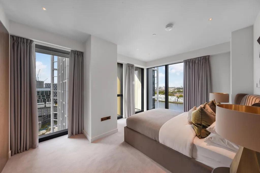 6 Exchange Gardens Apartment London